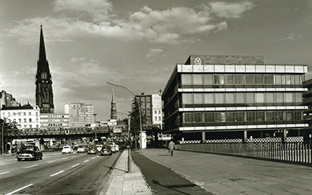New corporate building of the DZ HYP in Hamburg in the sixties historical image of the new corporate building in Hamburg in the sixties